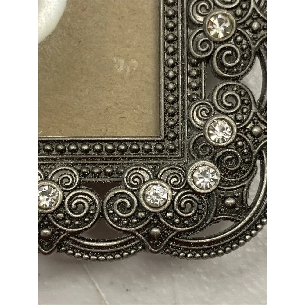 Pewter Picture Frame Beautiful Flower and Swirl Design & Clear Rhinestones‎ 5x7